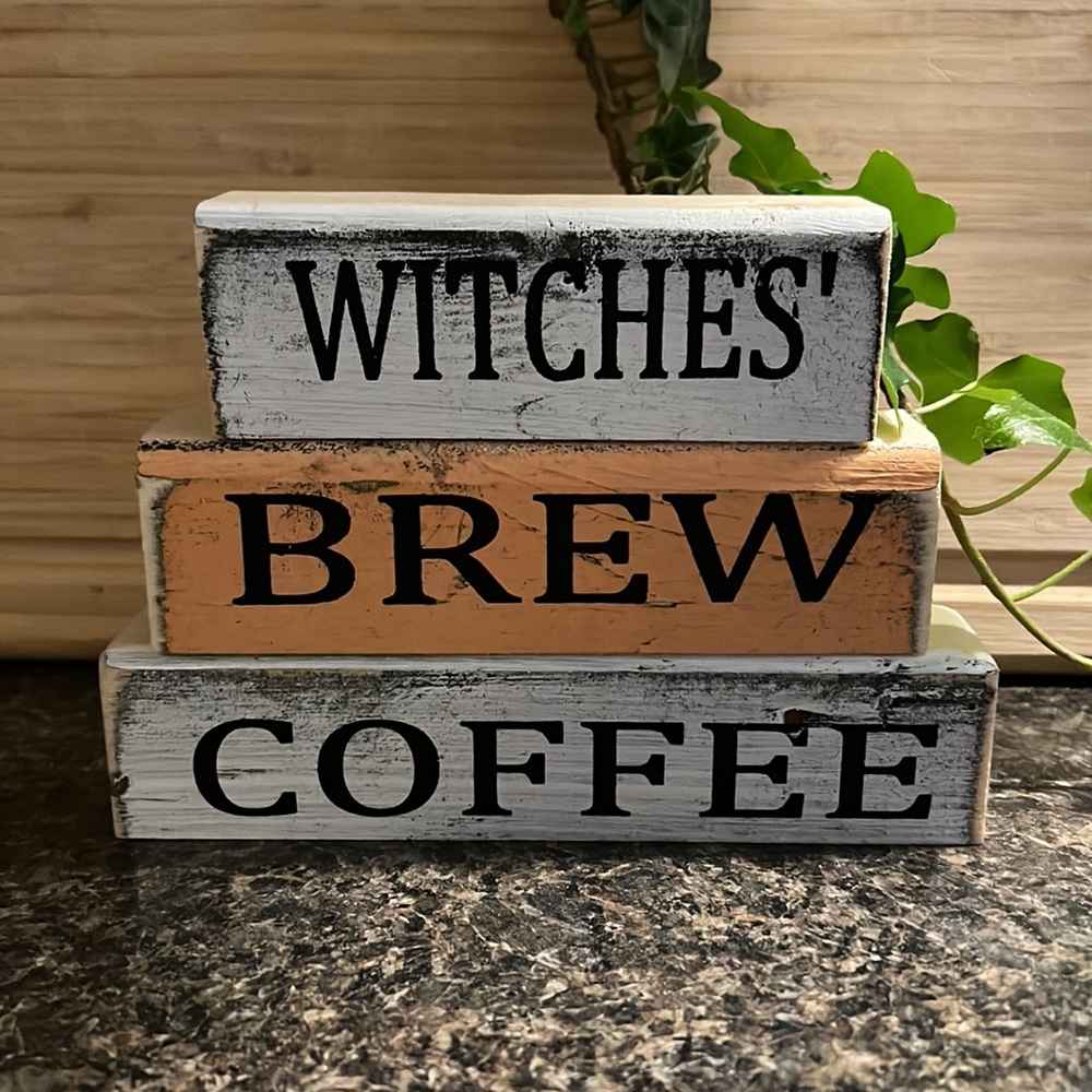 ✨ Farmhouse Style Halloween Accent Decor ✨